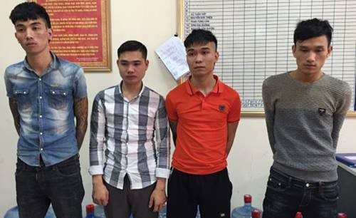 Nhóm 9X cướp tài sản trên đê Bát Tràng như thế nào? Nhóm cướp 9X tại cơ quan công an.