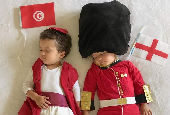 Cặp song sinh 'thiên thần' đối đầu vì... World Cup Cặp song sinh 'thiên thần' đối đầu vì... World Cup