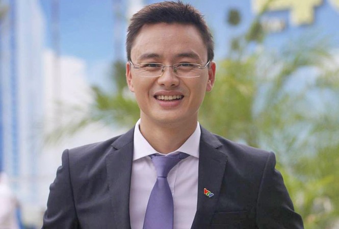 BTV Hữu Bằng chia sẻ về công việc, tiết lộ mối tình đầu năm lớp 8 BTV Hữu Bằng chia sẻ về công việc, tiết lộ mối tình đầu năm lớp 8