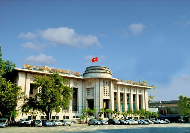 Chuyên viên ngân hàng được cử đi học nước ngoài rồi tự ý bỏ việc Trụ sở Ngân hàng Nhà nước.
