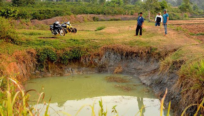 Ba bé gái chết đuối thương tâm dưới hồ tưới cà phê Nơi 3 đứa trẻ bị đuối nước.