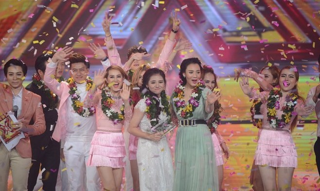 Chung kết Nhân tố bí ẩn 2016: Không bất ngờ, Minh Như trở thành quán quân Minh Như bật khóc ngay khi được xướng tên trở thành quán quân Nhân tố bí ẩn 2016.