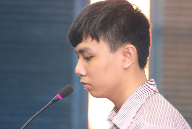 Án mạng từ việc mời bạn gái của bạn uống bia Nguyễn Minh Giang nay lãnh án phúc thẩm 13 năm tù. Ảnh: Tân Châu.