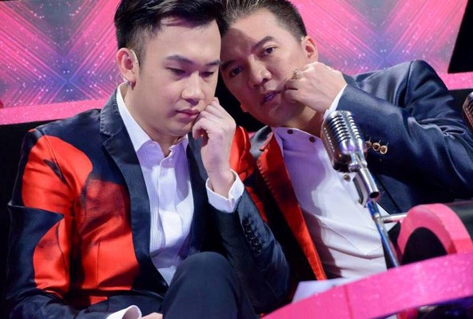 Đàm Vĩnh Hưng: “Hãy đọc kỹ Game show trước khi dùng” Đàm Vĩnh Hưng: “Hãy đọc kỹ Game show trước khi dùng”