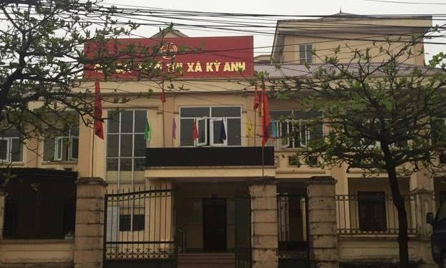 Công an điều tra vụ cán bộ thuế “ngã giá” với doanh nghiệp Trụ sở Chi cục Thuế TX Kỳ Anh.