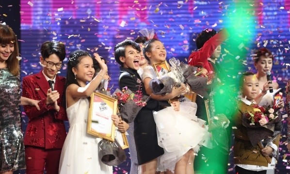 Học trò của Vũ Cát Tường trở thành Quán quân Giọng hát Việt nhí 2017 HLV Vũ Cát Tường sung sướng khi học trò trở thành quán quân Giọng hát Việt nhí 2017.
