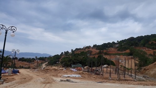 Vì sao Đà Nẵng tạm 'đóng băng' giao dịch bất động sản ở Sơn Trà? Hiện trường 40 nền móng biệt thự trái phép “cày xới” bán đảo Sơn Trà khiến dư luận quan tâm trong thời gian qua