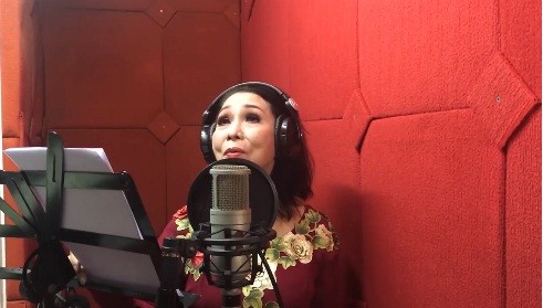 Sau 'Em gái mưa', NSND Bạch Tuyết cover ‘Đừng hỏi em’ phiên bản cải lương Sau 'Em gái mưa', NSND Bạch Tuyết cover ‘Đừng hỏi em’ phiên bản cải lương