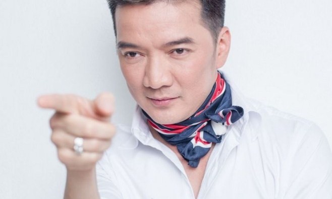 Dương Triệu Vũ bị sàm sỡ khi biểu diễn, Đàm Vĩnh Hưng nói gì? Đàm Vĩnh Hưng nổi giận khi Dương Triệu Vũ bị sàm sỡ trên sân khấu.