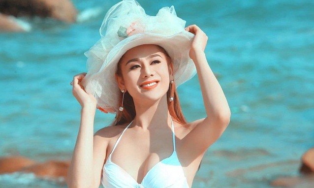 Lâm Khánh Chi: ‘Nếu Táo Quân đã hết sáng tạo rồi thì dừng lại thôi’ Lâm Khánh Chi phản đối việc chương trình Táo quân xây dựng hình tượng Bắc Đẩu kệch cỡm, lố lăng.
