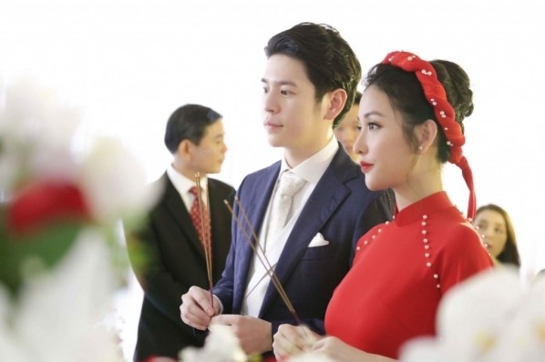 Vì sao Mai Hồ không mời Trấn Thành dự lễ cưới? Hình ảnh trong lễ ăn hỏi của Mai Hồ.