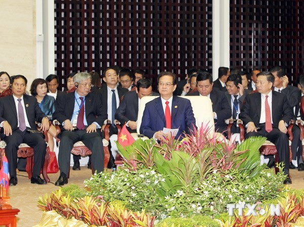 Thủ tướng đưa ra nhiều đề xuất quan trọng tại CLV-8 Thủ tướng đưa ra nhiều đề xuất quan trọng tại CLV-8