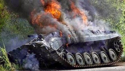 Chiến sự ở Ukraine: Đêm qua pháo đạn rền vang Donetsk Chiến sự ở Ukraine: Đêm qua pháo đạn rền vang Donetsk