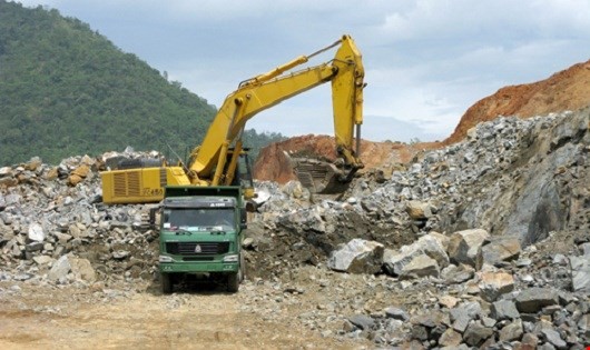 Phí khoáng sản lọt thỏm với tốc độ gây ô nhiễm môi trường Phí khoáng sản lọt thỏm với tốc độ gây ô nhiễm môi trường