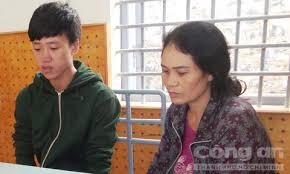 Kinh hoàng, người phụ nữ bị tra tấn như thời trung cổ Hai mẹ con đối tượng Cao Thị Phương và Phan Duy Hằng Ry khai nhận tại cơ quan Công an
