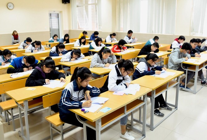 Trên 1200 học sinh tham gia kỳ thi Olympic tiếng Anh THCS Trên 1200 học sinh tham gia kỳ thi Olympic tiếng Anh THCS