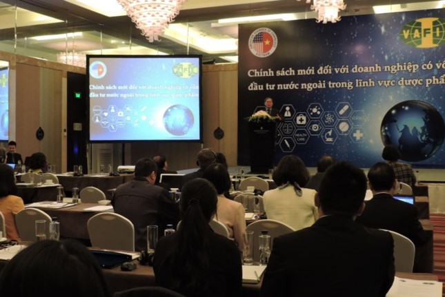 Quy định hạn chế hoạt động của DN dược phẩm có vốn nước ngoài Toàn cảnh buổi tọa đàm