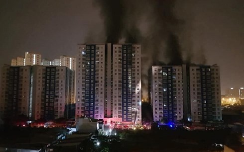 Không có thêm người tử vong vụ cháy chung cư Carina Không có thêm người tử vong vụ cháy chung cư Carina