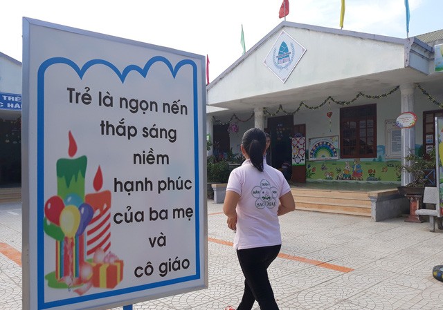 Bệnh thành tích, hiệu trưởng thúc giáo viên phá thai? Hiệu trưởng trường Mầm non Sao Mai đã nói dối khi cho rằng trường mình không có ai sinh con thứ ba.