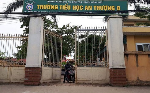Học sinh lười học bị cô giáo chủ nhiệm dùng thước đánh vào đầu Trường tiểu học An Thượng B- nơi xảy ra vụ việc. Ảnh VOV