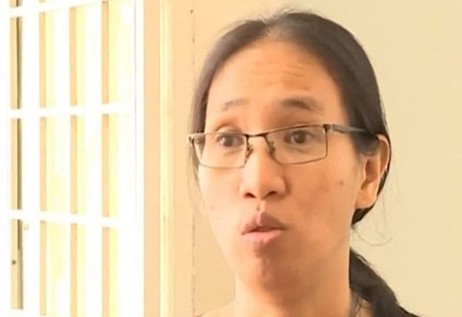 Cô giáo 'im lặng suốt 3 tháng' xuống làm nhân viên văn phòng Cô giáo 'im lặng suốt 3 tháng' xuống làm nhân viên văn phòng