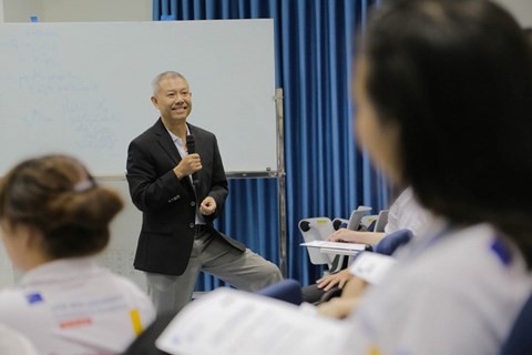 GS Trương Nguyện Thành 'trượt' hiệu trưởng: Chiếu theo Luật là quá vội GS Trương Nguyện Thành.