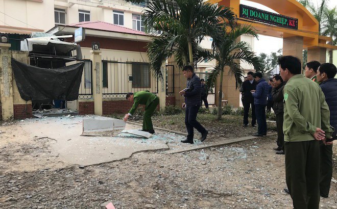Bắt giữ 4 nghi phạm dùng mìn nổ cây ATM để lấy tiền Hiện trường vụ việc.