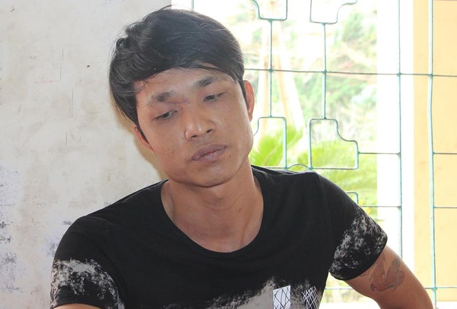 Khởi tố đối tượng đá vào người cán bộ y tế đang mang bầu Khởi tố đối tượng đá vào người cán bộ y tế đang mang bầu