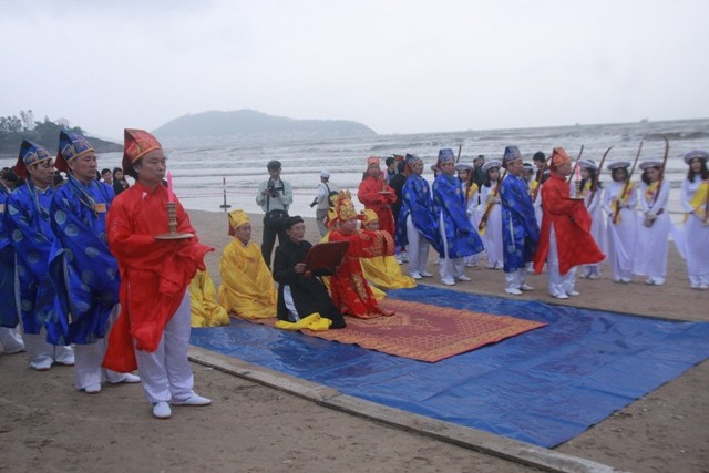 Khai mạc lễ hội tại ngôi đền linh thiêng nhất Nghệ An Khai mạc lễ hội tại ngôi đền linh thiêng nhất Nghệ An