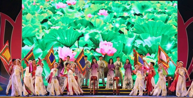 Nghệ An: Khai mạc lễ hội Làng Sen 2018 Nghệ An: Khai mạc lễ hội Làng Sen 2018