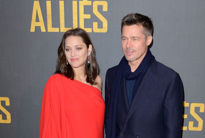 Brad Pitt và Marion Cotillard thắm thiết ở Paris Hai ngôi sao lớn sánh vai tại Paris quảng bá cho phim mới