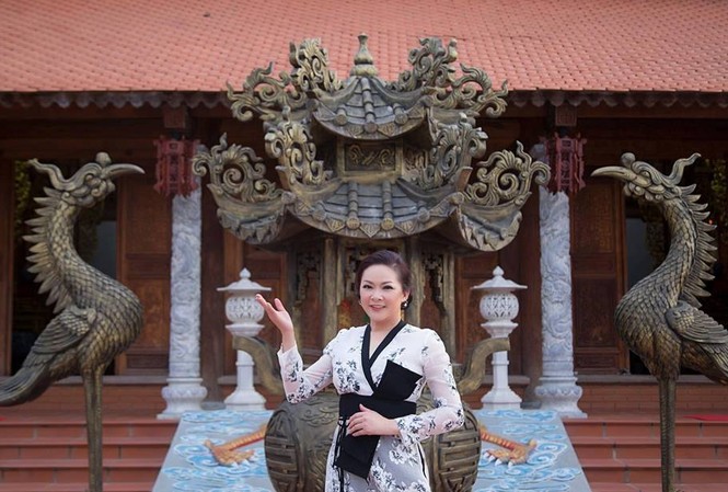 Ngọc Sơn, Phi Nhung sẽ có mặt trong liveshow của Như Quỳnh tại TPHCM Như Quỳnh về nước chuẩn bị liveshow ở Hà Nội và vào TPHCM lên ý tưởng đêm nhạc