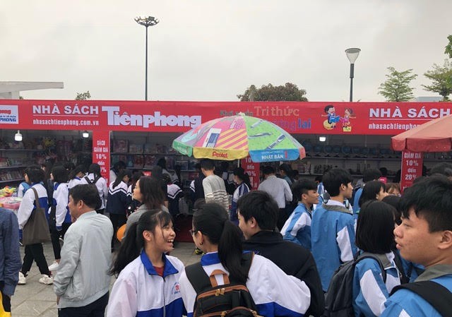 Ngày sách Việt Nam tại Bắc Ninh hút khách Ngày sách Việt Nam tại Bắc Ninh thu hút đông đảo bạn đọc