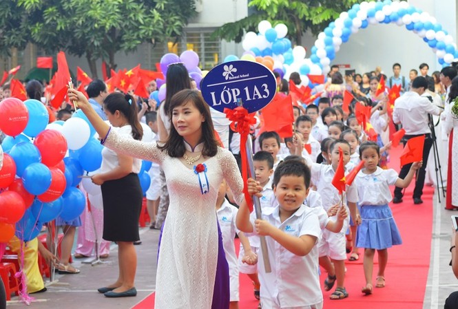 Mâu thuẫn với phụ huynh, trường cho học sinh nghỉ học Học sinh Trường tiểu học Ban Mai School