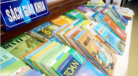 Bộ GD&ĐT chưa thay sách giáo khoa trong năm học tới Năm học tới, Bộ GD&ĐT lại chưa thay SGK