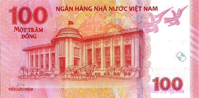 Chiều nay, tiền lưu niệm 100 đồng được bán ở Hà Nội Tờ tiền này chỉ có giá trị lưu niệm và hoàn toàn không có giá trị thanh toán hay lưu thông.