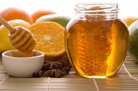 Những lợi ích sức khỏe tuyệt vời của mật ong nguyên chất Những lợi ích sức khỏe tuyệt vời của mật ong nguyên chất