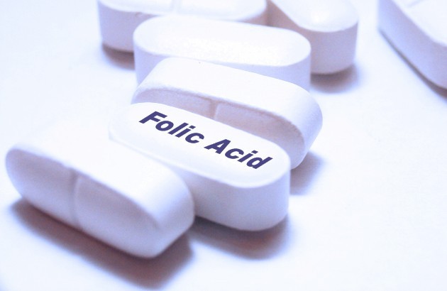 Cần thận trọng khi sử dụng axit folic Cần thận trọng khi sử dụng axit folic