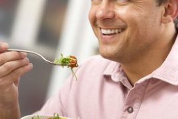 Chế độ ăn giàu protein làm tăng nguy cơ suy tim ở nam giới trung niên Ảnh minh họa: Healthy Eating