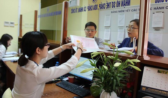 Hà Nội nhận 8,5 triệu hồ sơ qua bộ phận 'một cửa' Hà Nội nhận 8,5 triệu hồ sơ qua bộ phận 'một cửa'