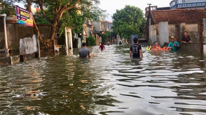 Hà Nội: Mực nước nhiều sông, hồ vượt ngưỡng thiết kế Hà Nội: Mực nước nhiều sông, hồ vượt ngưỡng thiết kế