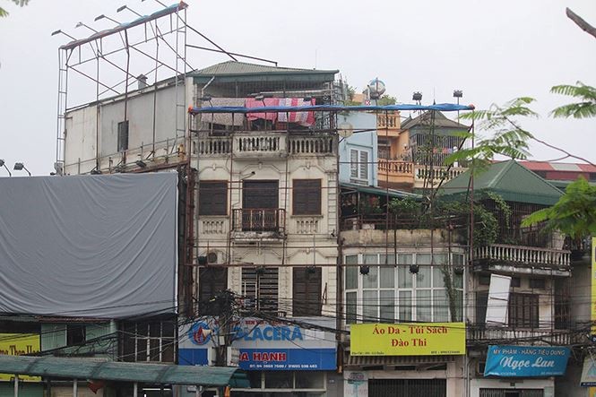 Lo trắng tay vì quy hoạch quảng cáo ngoài trời Việc thu hồi hơn 400 bảng quảng cáo để đấu thầu có thể đẩy các doanh nghiệp quảng cáo sở hữu đến nguy cơ phá sản.