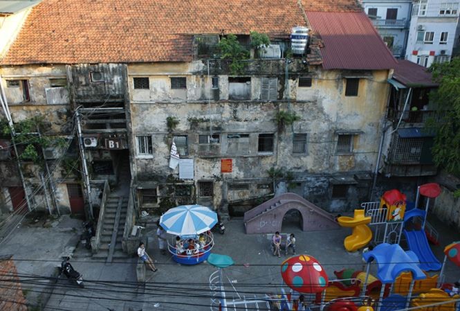Hà Nội đề xuất cưỡng chế phá dỡ chung cư cũ Khu tập thể Văn Chương nằm trong dự án cải tạo chung cư cũ.
