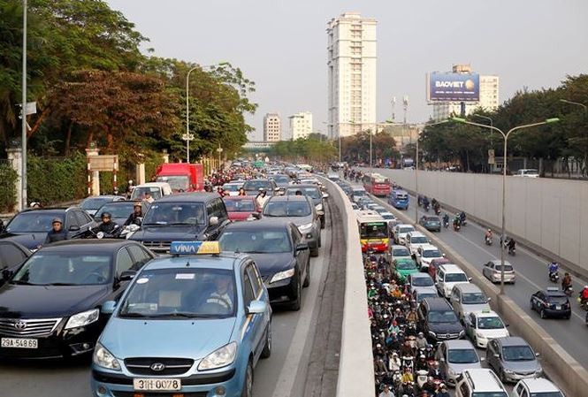 Nhận diện 34 'điểm đen' ùn tắc tại Hà Nội dịp cận Tết Ùn tắc như nêm trên đường Hà Nội những ngày qua. Ảnh: Như Ý