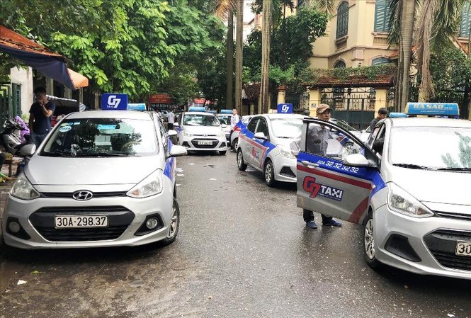 Các hãng taxi Việt liên kết, hợp nhất: Có thật sự lột xác? G7 taxi được hy vọng sẽ tạo ra được sự “lột xác” cho taxi truyền thống. Ảnh: T.Đảng