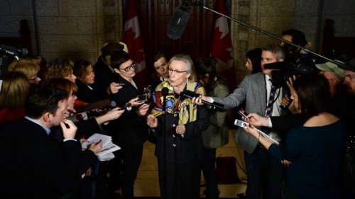 Hàng nghìn phụ nữ thổ dân Canada nghi bị giết hại Bộ trưởng Carolyn Bennett hôm qua phát biểu trước báo giới.