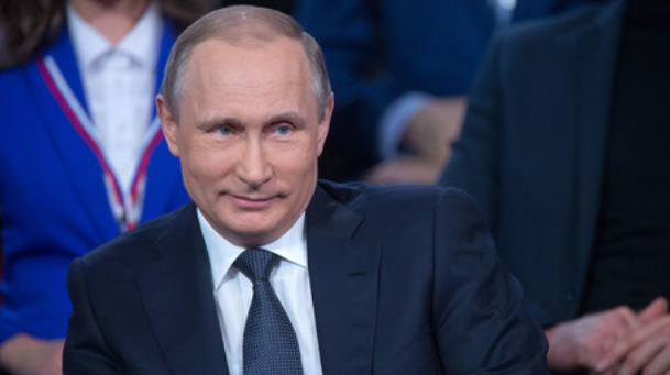 Tổng thống Putin trổ tài nói tiếng Đức Tổng thống Nga Vladimir Putin. (Ảnh: RT)