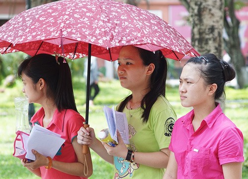 Vì sao chưa hè miền Bắc đã nắng nóng Năm nay nắng nóng không gay gắt như năm ngoái. Ảnh: Giang Huy.