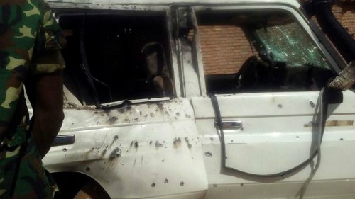 Tướng Burundi bị bắn chết khi đưa con gái đi học Tướng Athanase Kararuza bị ám sát tại trường của con. Ảnh: BBC