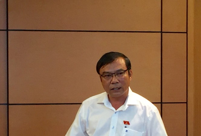 Làm gì có chuyện “đúng quy trình” nhưng lại gây chết người! Theo ĐBQH Nguyễn Bá Sơn (Đà Nẵng), không thể có chuyện "đúng quy trình" nhưng lại gây chết người. (ảnh Văn Kiên)